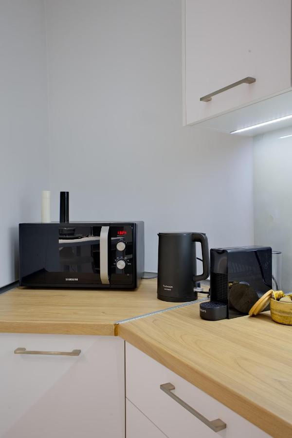 A.G.A.I.N Downtown Premium Suite เทสซาโลนิกิ ภายนอก รูปภาพ