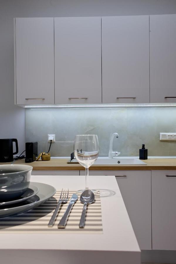 A.G.A.I.N Downtown Premium Suite เทสซาโลนิกิ ภายนอก รูปภาพ