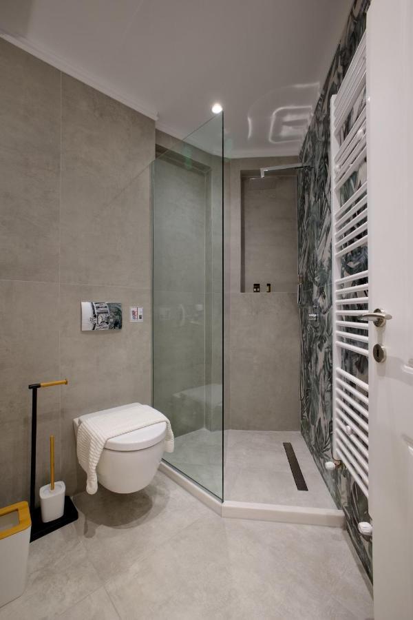 A.G.A.I.N Downtown Premium Suite เทสซาโลนิกิ ภายนอก รูปภาพ